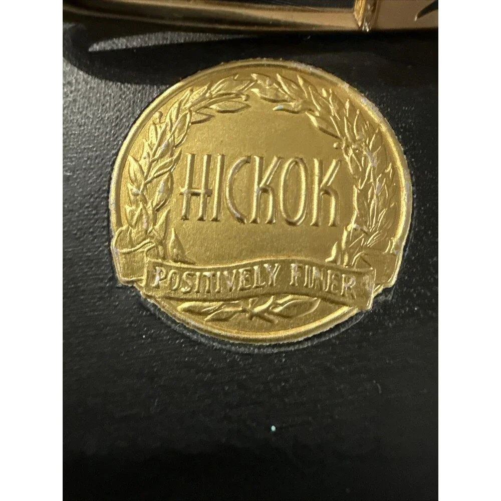 Hickock Tie Clasp Cufflink Set in Original Box Gold Tone Monogramed ‘B’